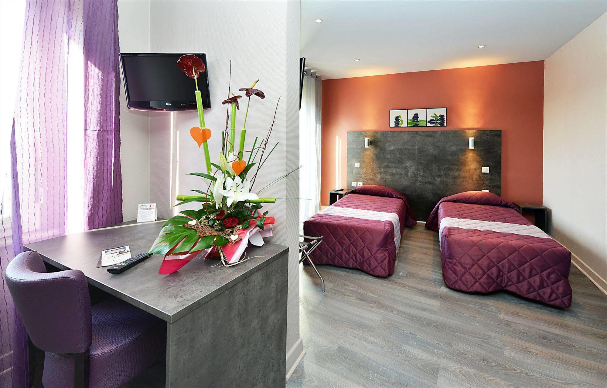 Hotel Concorde - Rodez Centre Ville Exterior photo